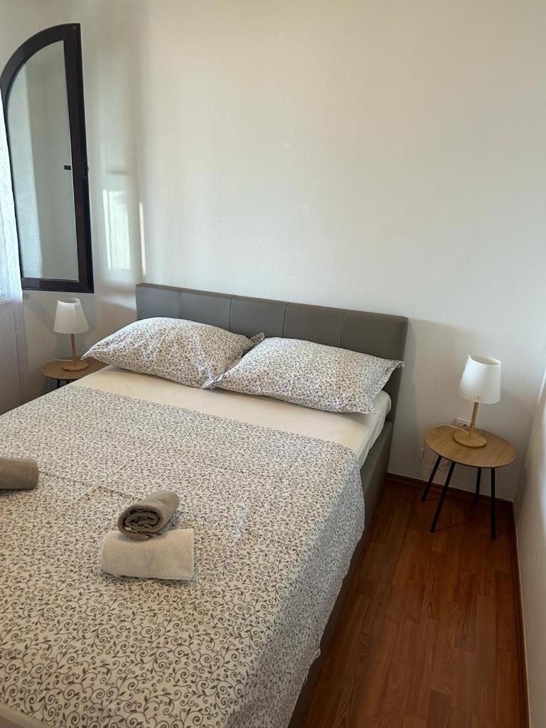 Apartments By The Sea Slatine, Ciovo - 1128 Room photo